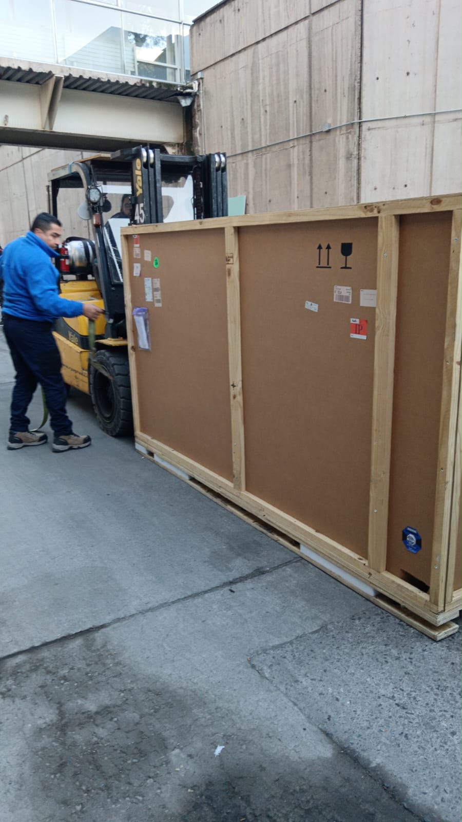 Forklift con carga especializada